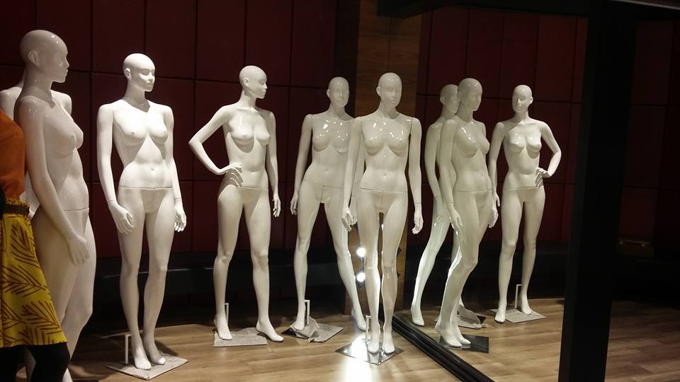 Manequins restaurados profissionalmente pela Plasmetal Fava em São Paulo